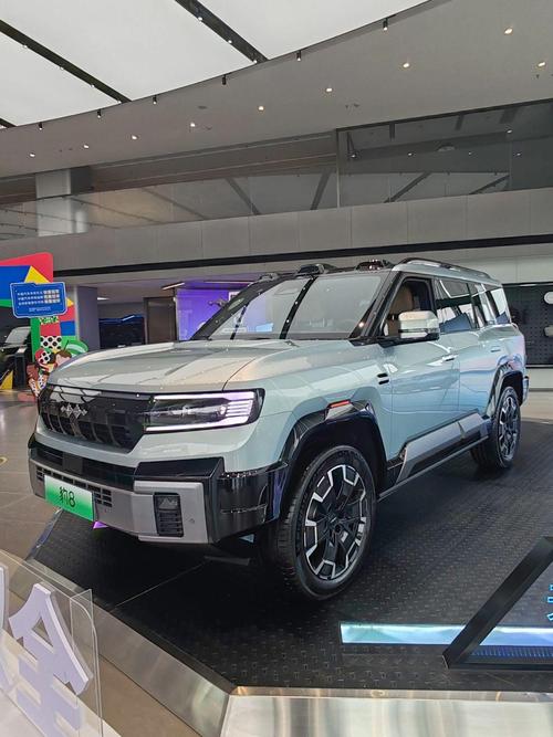 深圳18比亚迪方程豹硬派越野的爆款，英菲尼迪35周年与你共成长